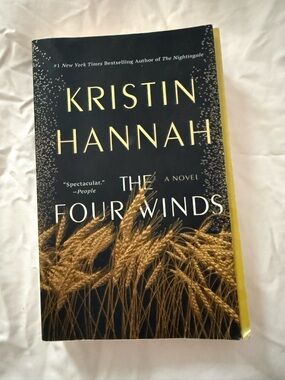 The Four Winds paperback By Kristin Hannah